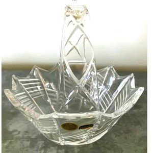 BOHEMIA HANDCUT CRYSTAL BASKET MINT Czech Republic w/sticker Art Deco MINT